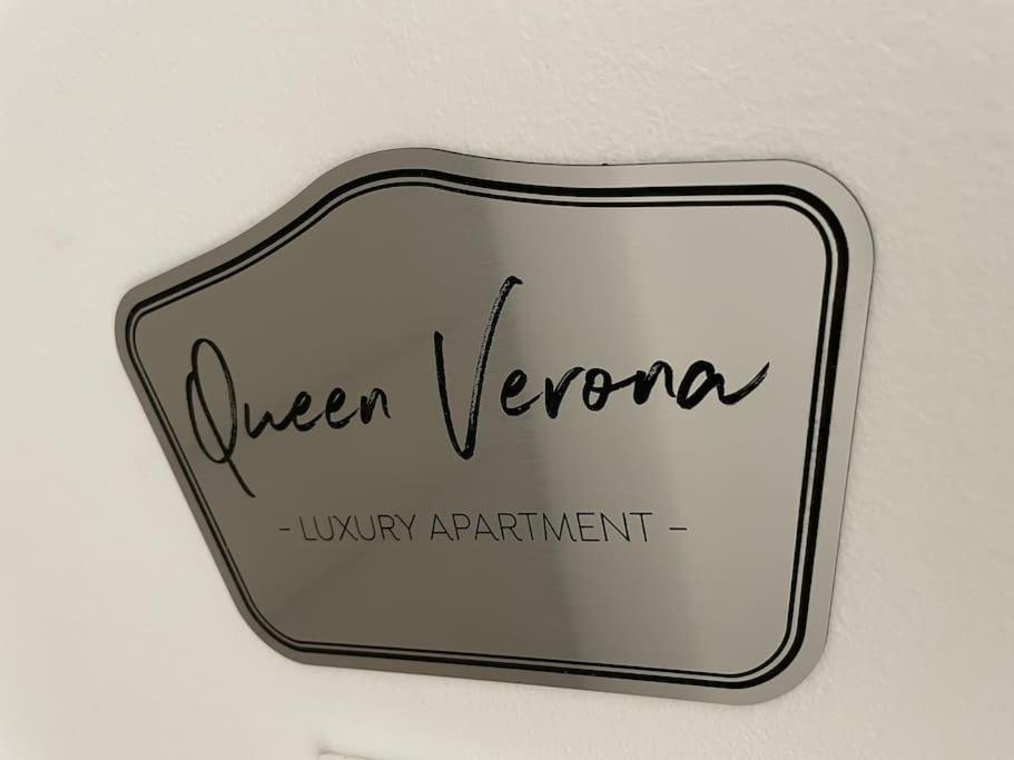 Queen Verona Luxury Apartment Bagian luar foto