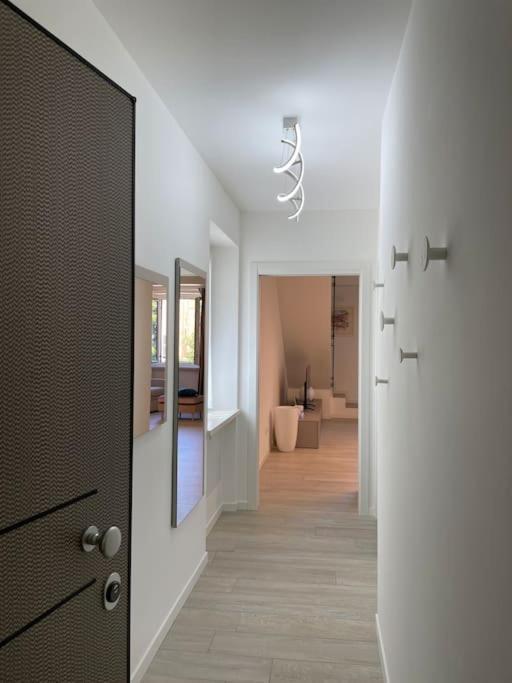 Queen Verona Luxury Apartment Bagian luar foto